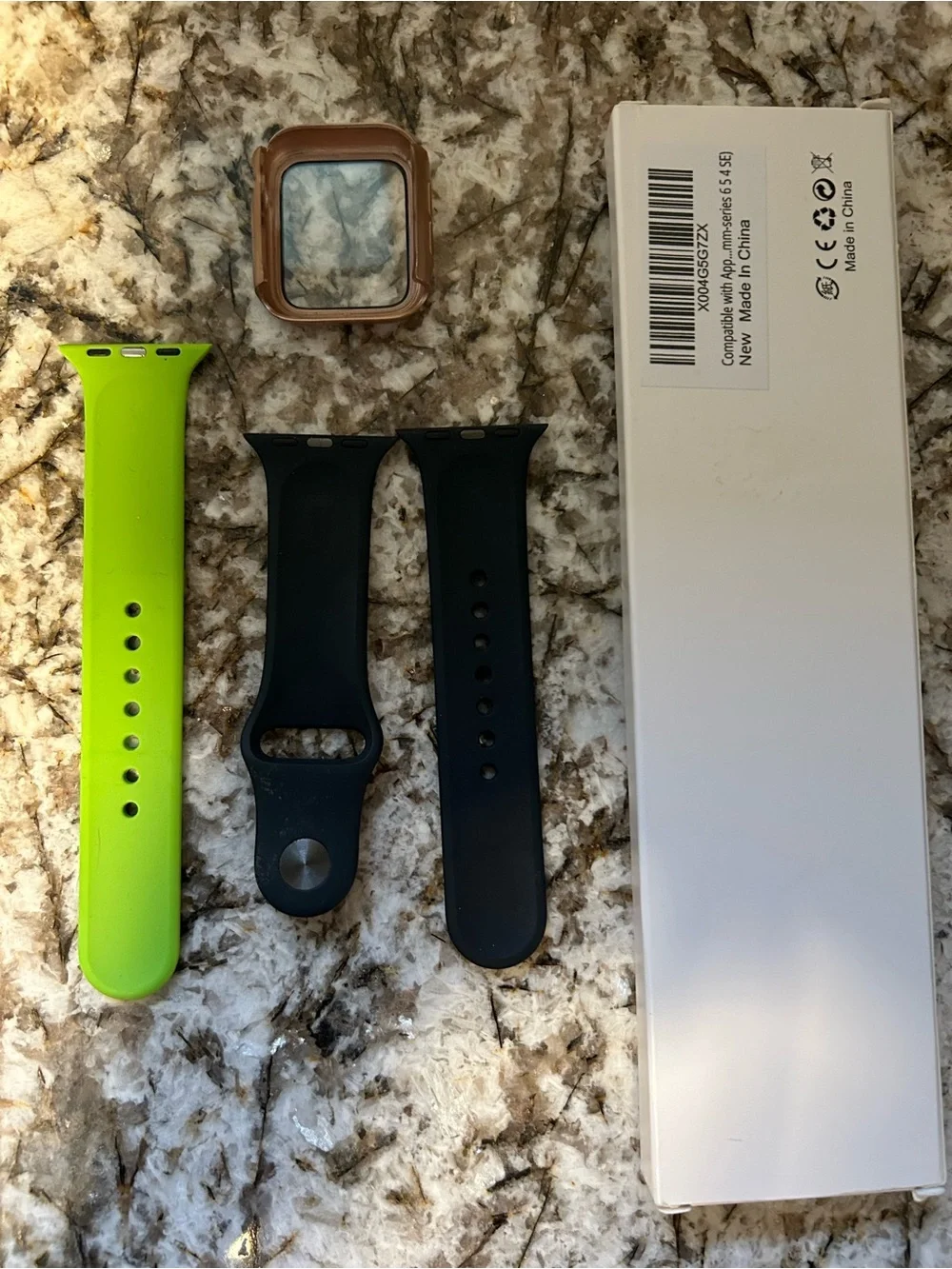 Apple Watch Rose Gold Case with White Sport Band